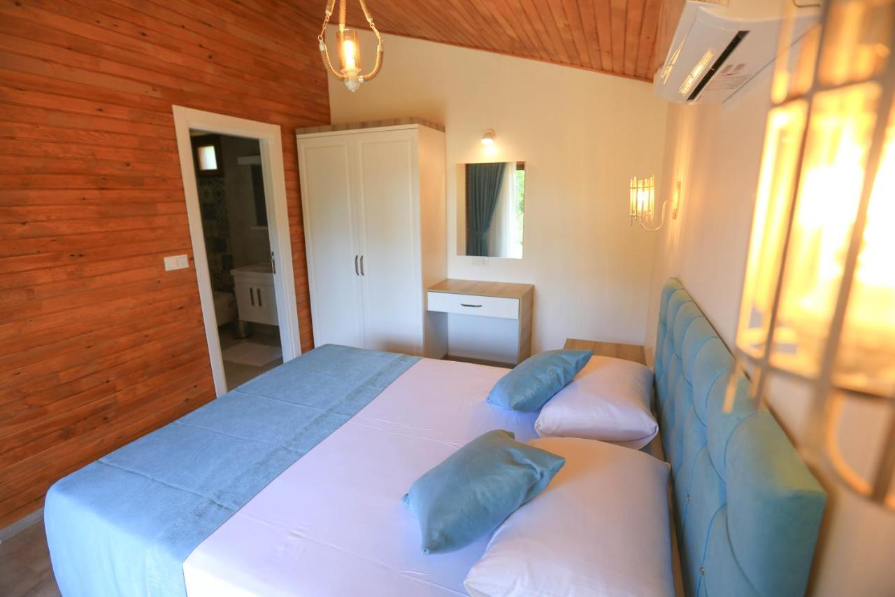 Merry Bungalow & Tent Чирали Екстериор снимка