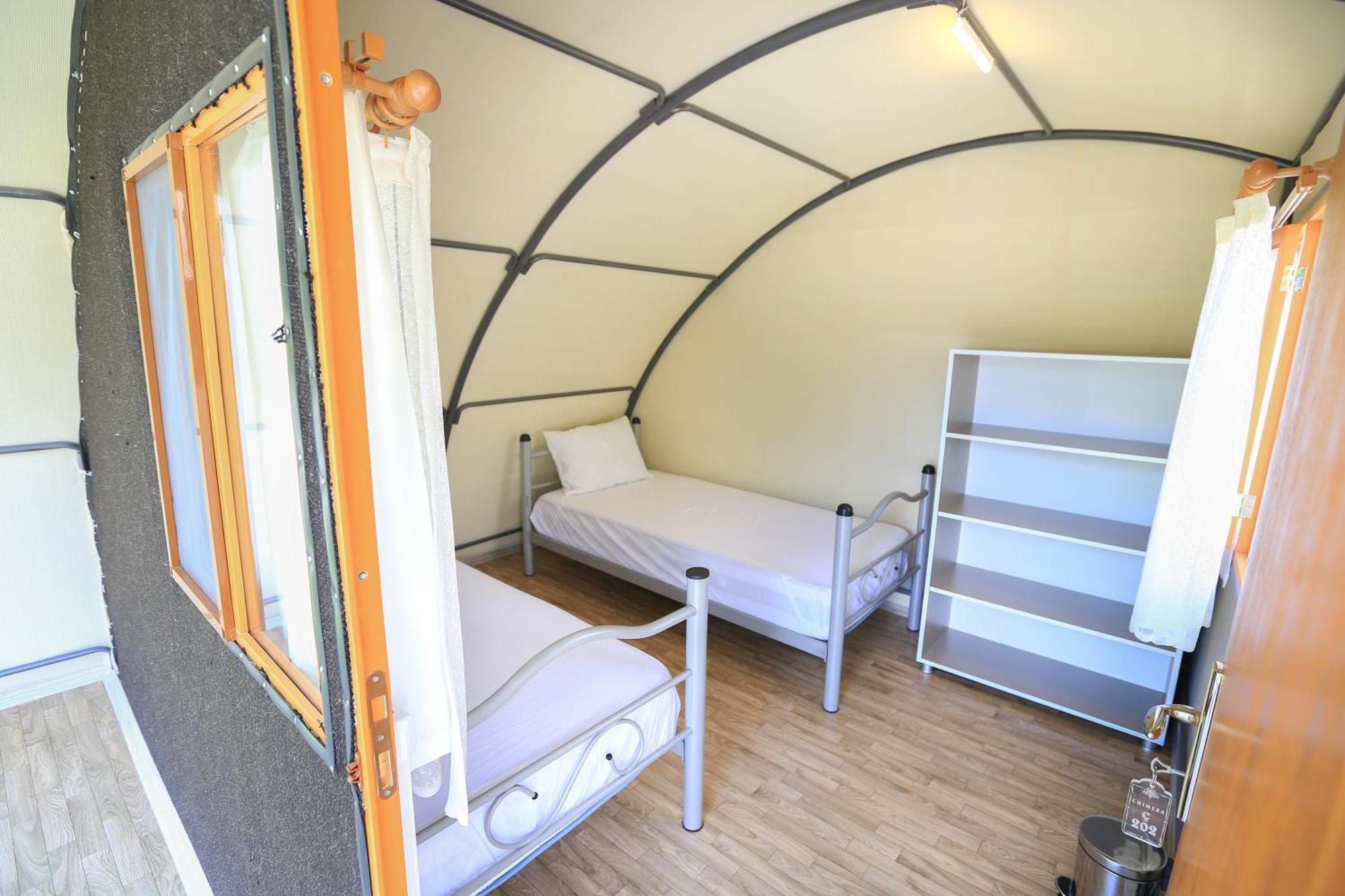 Merry Bungalow & Tent Чирали Екстериор снимка